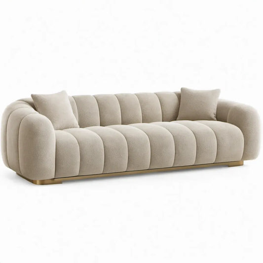 Gebogen 3-zitsbank 230 x 95 x 75 cm in crème bouclé met goudkleurig roestvrijstalen onderstel
